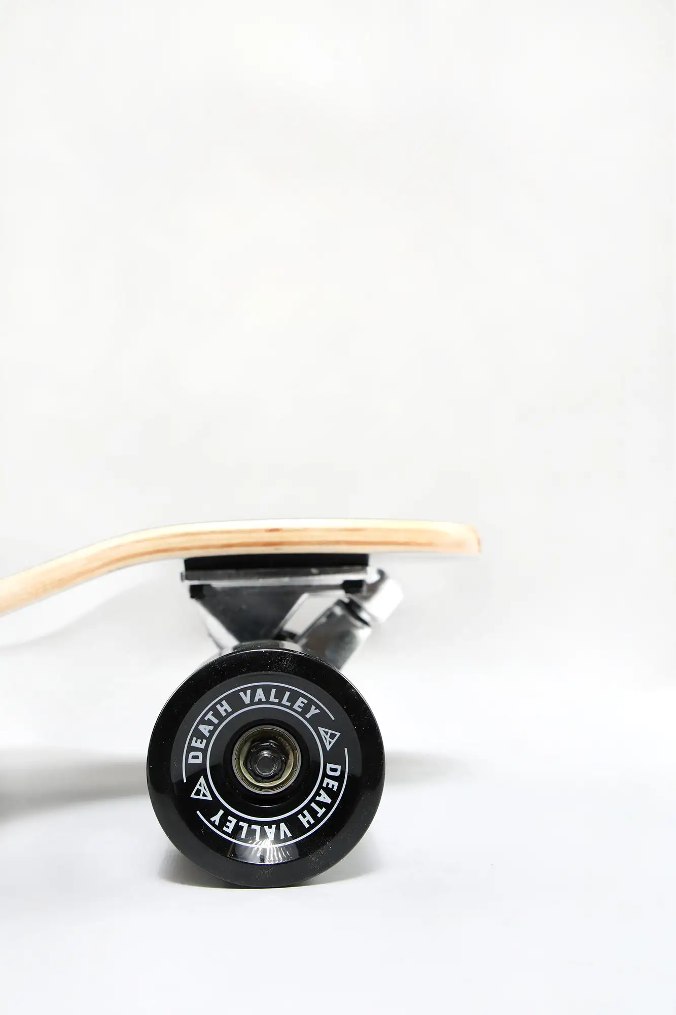 Longboard Cerf Noir et Blanc Wonderful 42