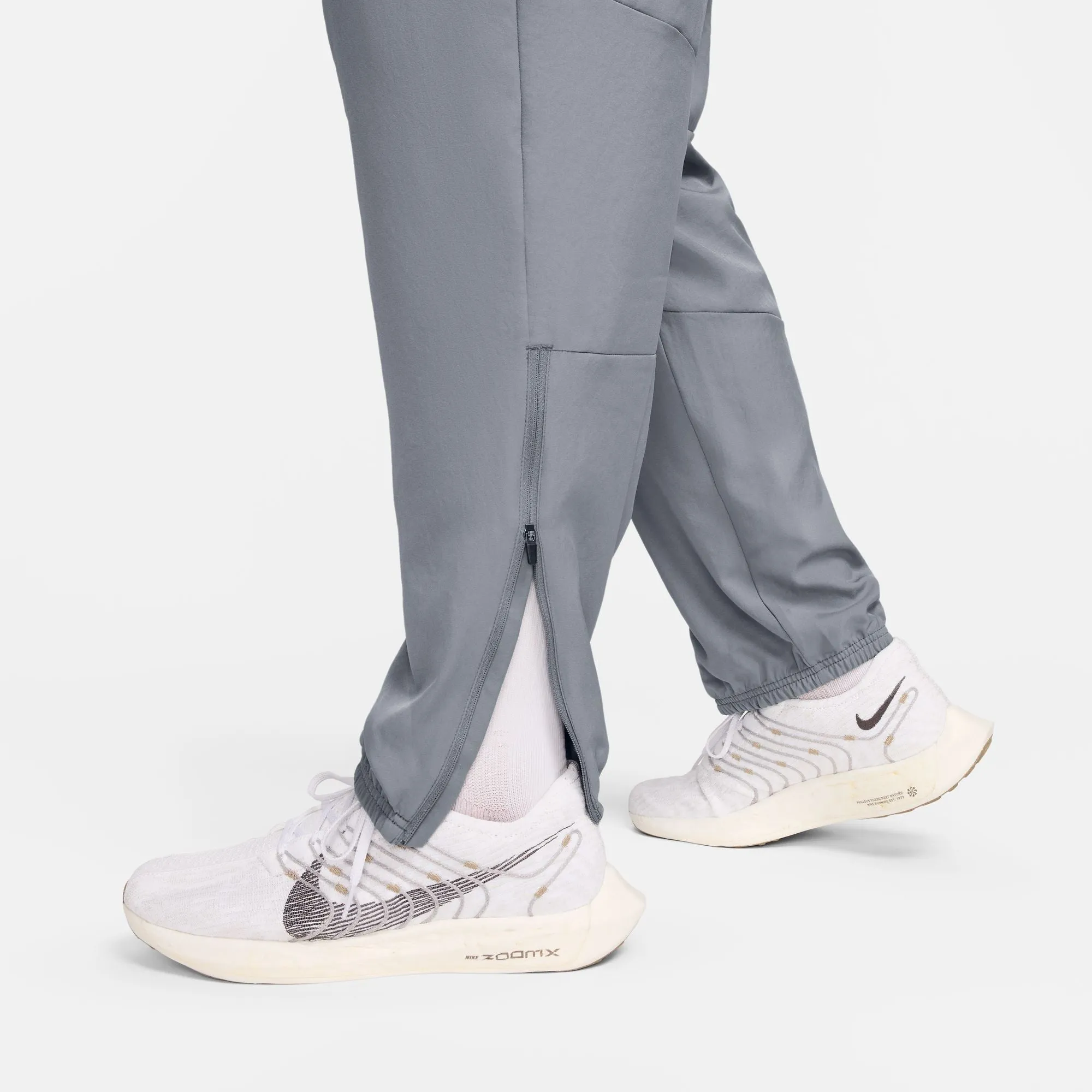 Men's Nike Challenger Woven Pant