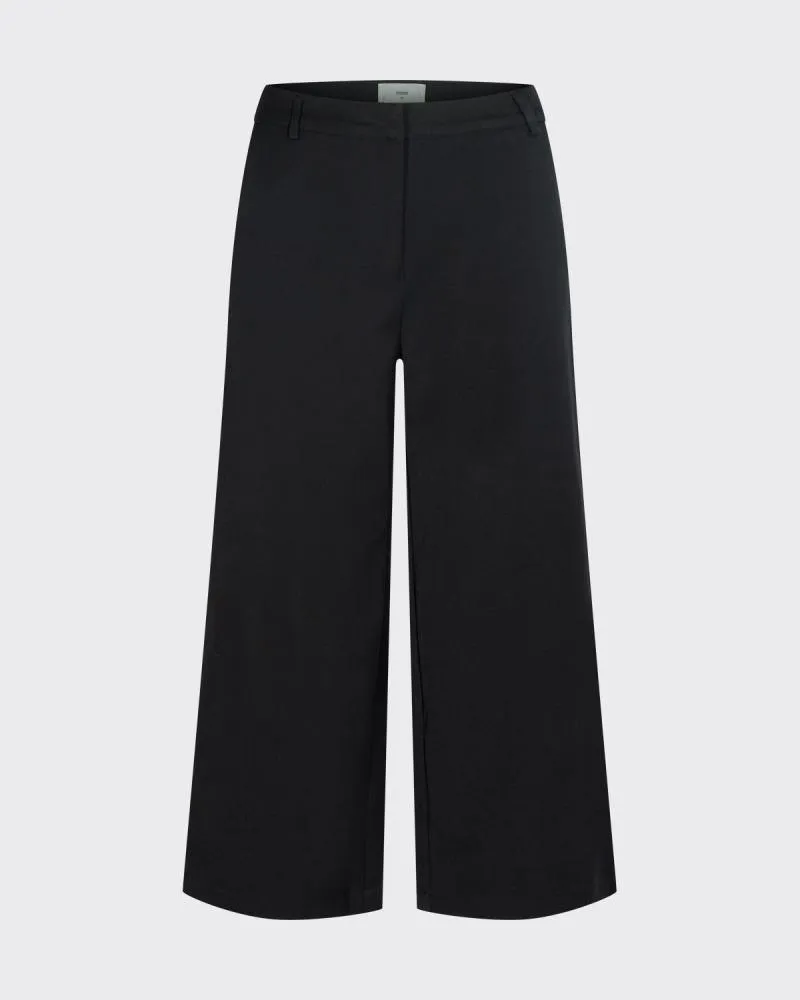 Minimum Culotta Casual Wide Leg Pant in Black